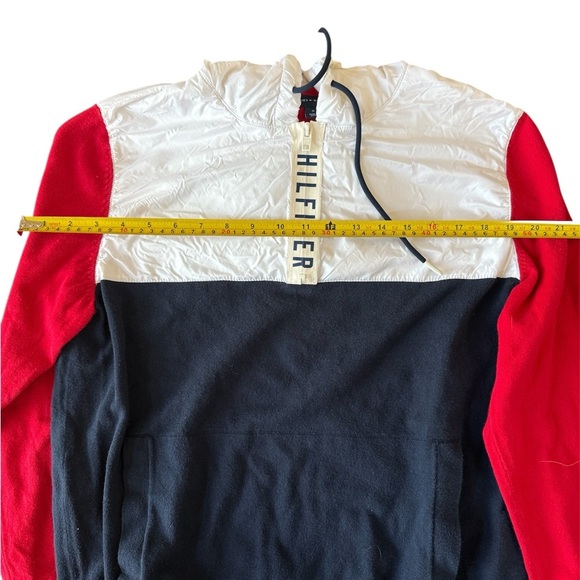 Tommy Hilfiger Navy and Red Pullover - Picture 2 of 7